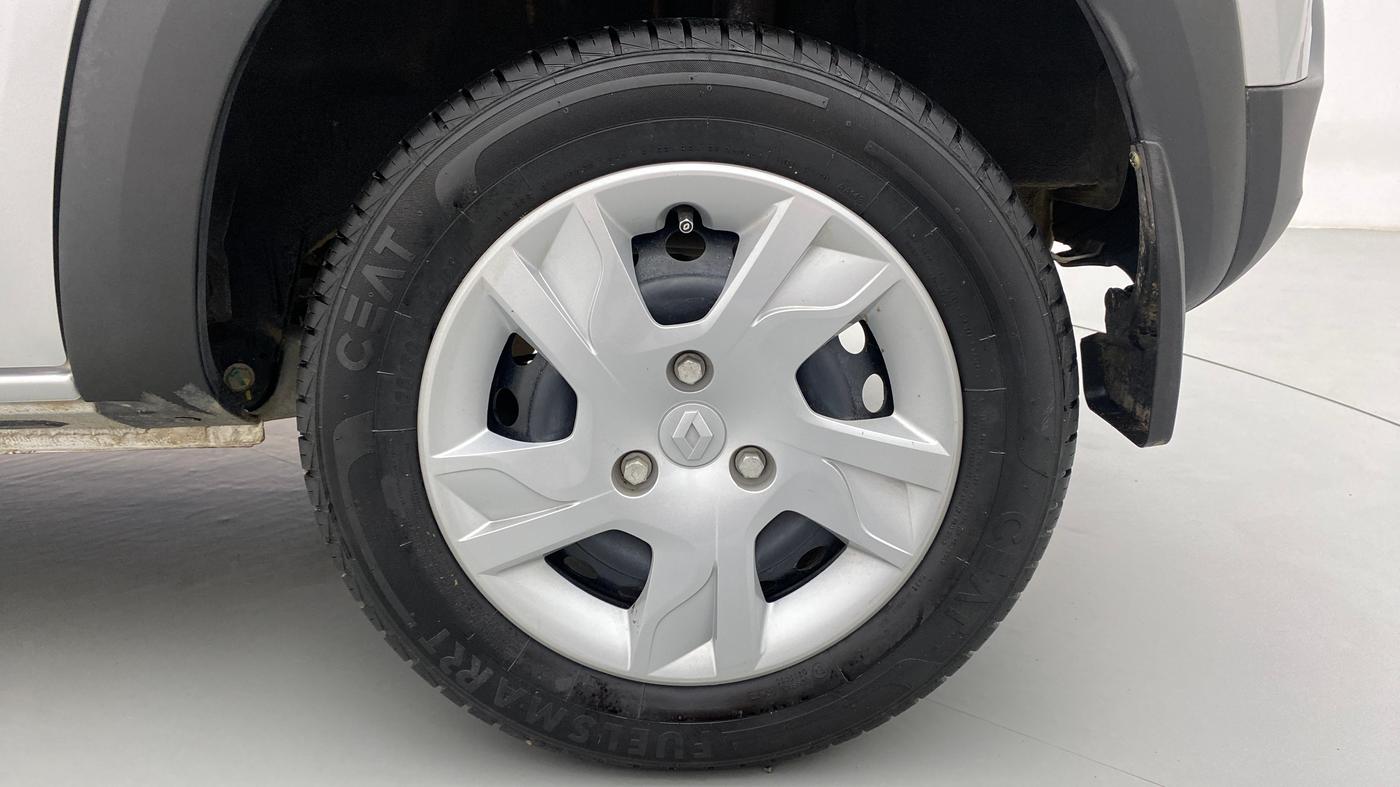 2021 Renault Kwid RXT 1.0 (O), Petrol, Manual, 4,782 km, Left Rear Wheel