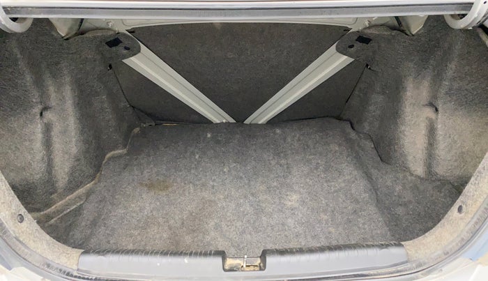 2014 Honda Amaze 1.2L I-VTEC S, Petrol, Manual, 57,520 km, Boot Inside