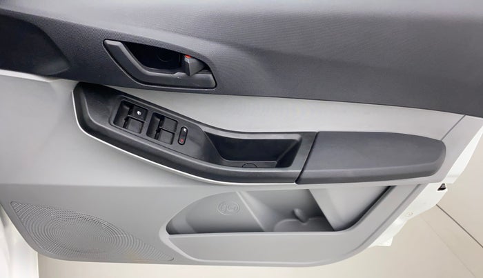 2021 Tata Tiago XT PETROL, Petrol, Manual, 14,992 km, Driver Side Door Panels Control