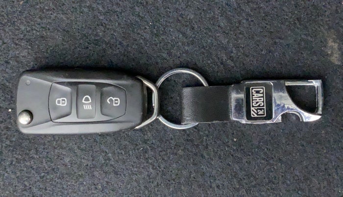 2021 Tata Tiago XT PETROL, Petrol, Manual, 14,992 km, Key Close Up