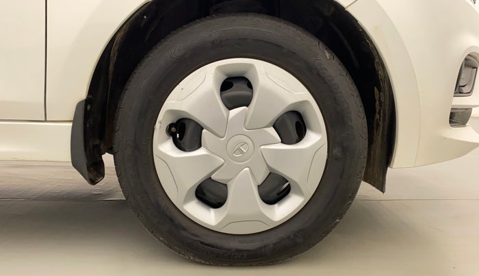 2021 Tata Tiago XT PETROL, Petrol, Manual, 14,992 km, Right Front Wheel