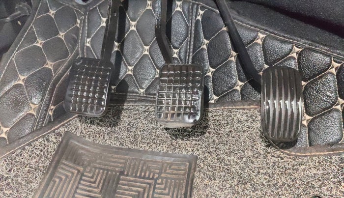 2017 Tata Tiago XZ PETROL, Petrol, Manual, 90,697 km, Pedals