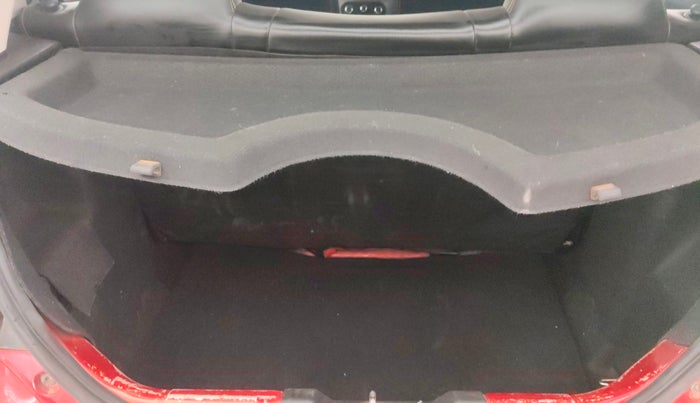 2017 Tata Tiago XZ PETROL, Petrol, Manual, 90,697 km, Boot Inside