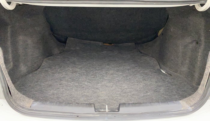 2011 Honda City 1.5L I-VTEC V AT, Petrol, Automatic, 43,221 km, Boot Inside