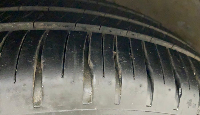 2011 Honda City 1.5L I-VTEC V AT, Petrol, Automatic, 43,221 km, Left Front Tyre Tread