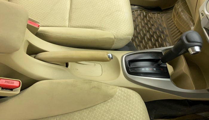 2011 Honda City 1.5L I-VTEC V AT, Petrol, Automatic, 43,221 km, Gear Lever