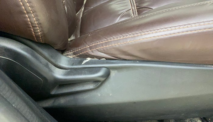 2022 Tata Tiago XT CNG, CNG, Manual, 63,254 km, Driver Side Adjustment Panel