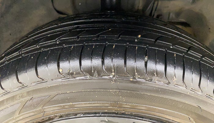 2022 Tata Tiago XT CNG, CNG, Manual, 63,254 km, Right Front Tyre Tread