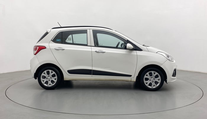 2014 Hyundai Grand i10 SPORTZ 1.2 KAPPA VTVT, Petrol, Manual, 69,258 km, Right Side View
