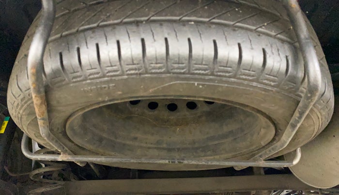 2015 Maruti Ertiga VXI CNG, CNG, Manual, 98,409 km, Spare Tyre