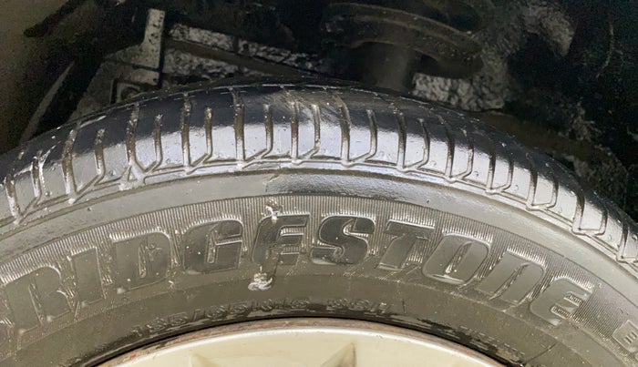 2015 Maruti Ertiga VXI CNG, CNG, Manual, 98,409 km, Left Front Tyre Tread