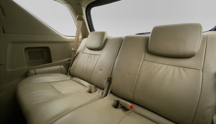 2013 Toyota Fortuner 3.0 AT 4X2, Diesel, Automatic, 1,09,266 km, Third Seat Row ( optional )