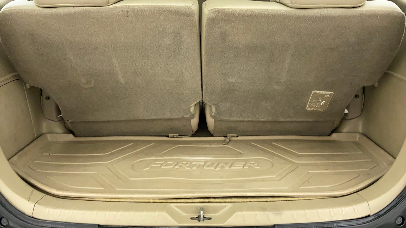 2013 Toyota Fortuner 3.0 AT 4X2, Diesel, Automatic, 1,09,266 km, Boot Inside