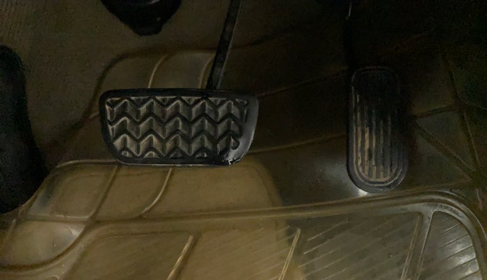 2013 Toyota Fortuner 3.0 AT 4X2, Diesel, Automatic, 1,09,266 km, Pedals