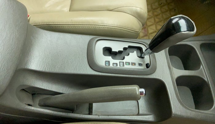 2013 Toyota Fortuner 3.0 AT 4X2, Diesel, Automatic, 1,09,266 km, Gear Lever