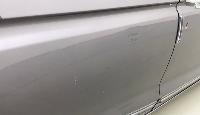 2018 Honda Jazz 1.2L I-VTEC VX CVT, Petrol, Automatic, 75,402 km, Right rear door - Minor scratches