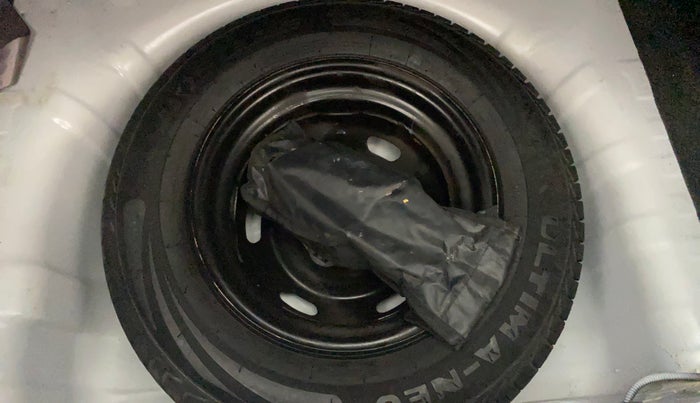 2016 Datsun Redi Go T (O), Petrol, Manual, 18,950 km, Spare Tyre