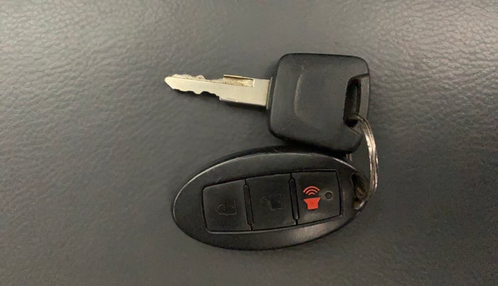 2016 Datsun Redi Go T (O), Petrol, Manual, 18,950 km, Key Close Up