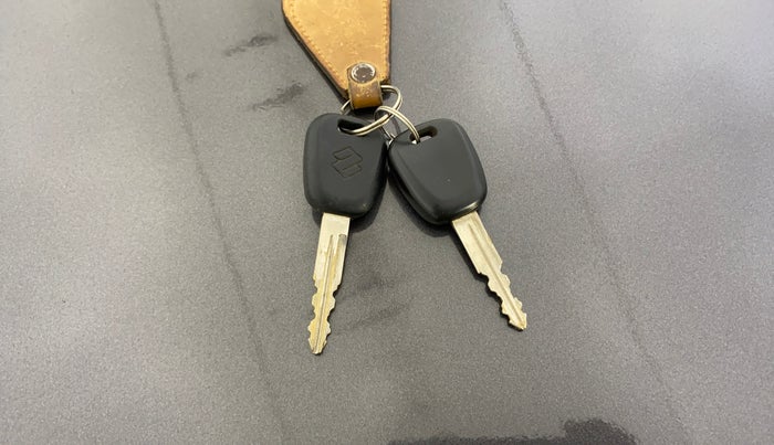 2017 Maruti Alto K10 VXI, Petrol, Manual, 17,877 km, Key Close Up