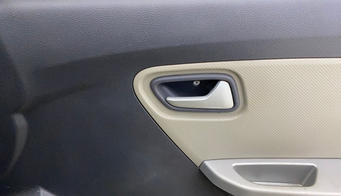 2017 Maruti Alto K10 VXI, Petrol, Manual, 17,877 km, Driver Side Door Panels Control