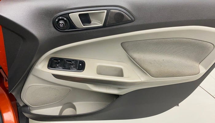 2015 Ford Ecosport TITANIUM 1.0L ECOBOOST, Petrol, Manual, 62,323 km, Driver Side Door Panels Control