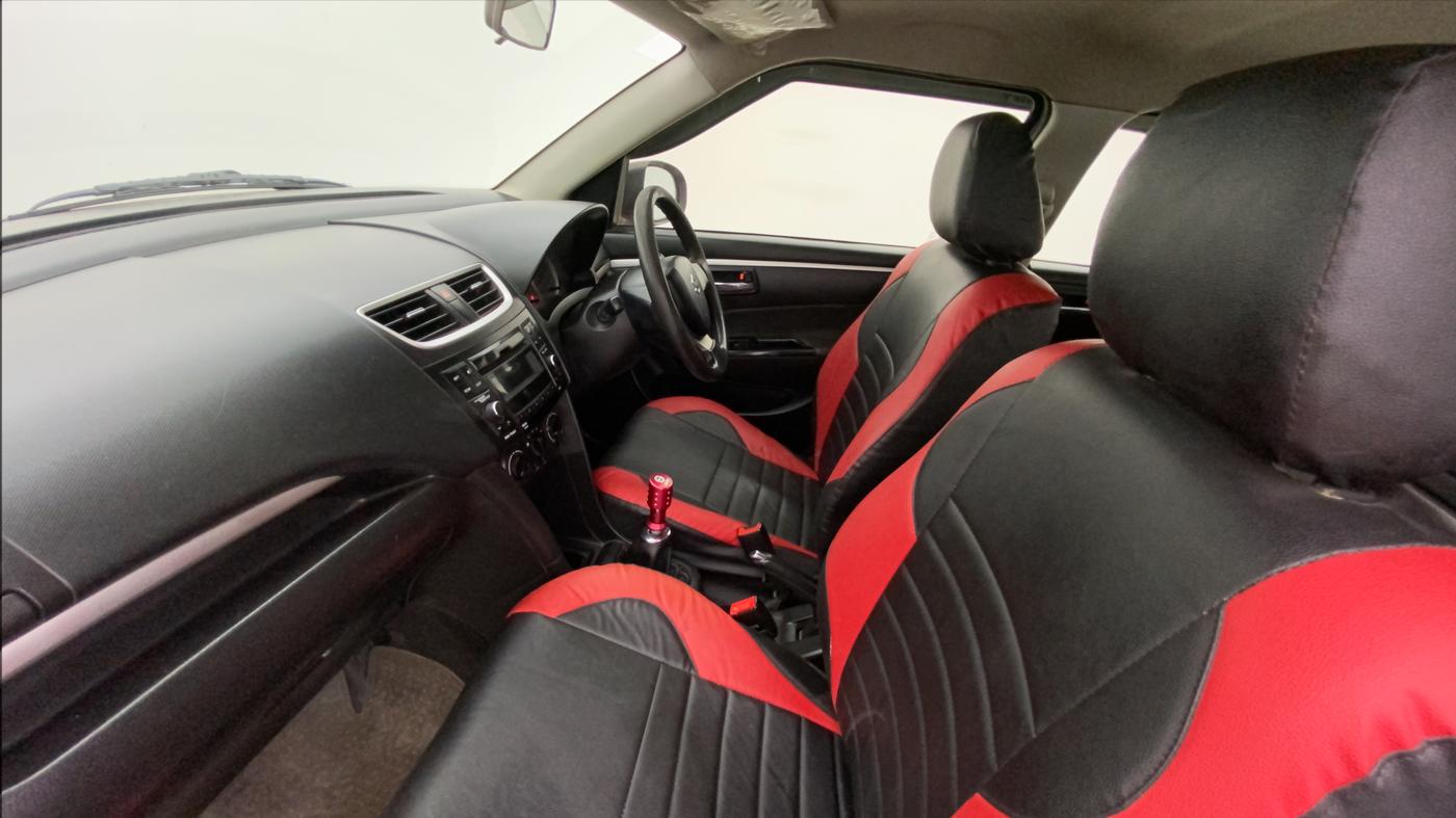 2015 Maruti Swift VDI ABS, Diesel, Manual, 88,706 km, Right Side Front Door Cabin
