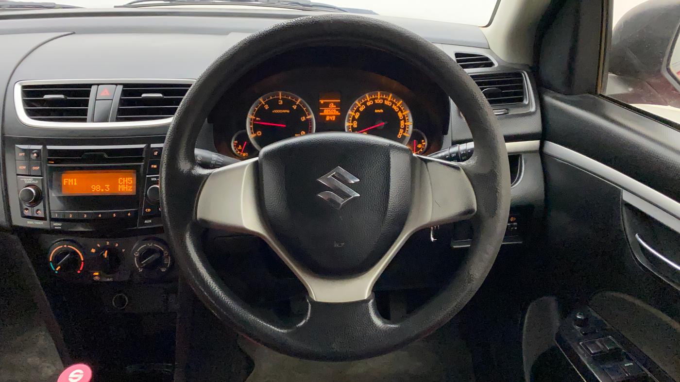 2015 Maruti Swift VDI ABS, Diesel, Manual, 88,706 km, Steering Wheel Close Up