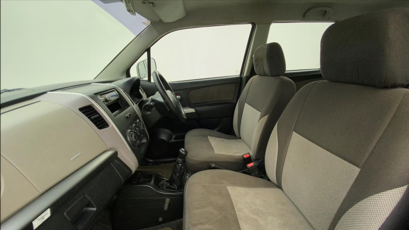 2013 Maruti Wagon R 1.0 LXI, Petrol, Manual, 36,044 km, Right Side Front Door Cabin