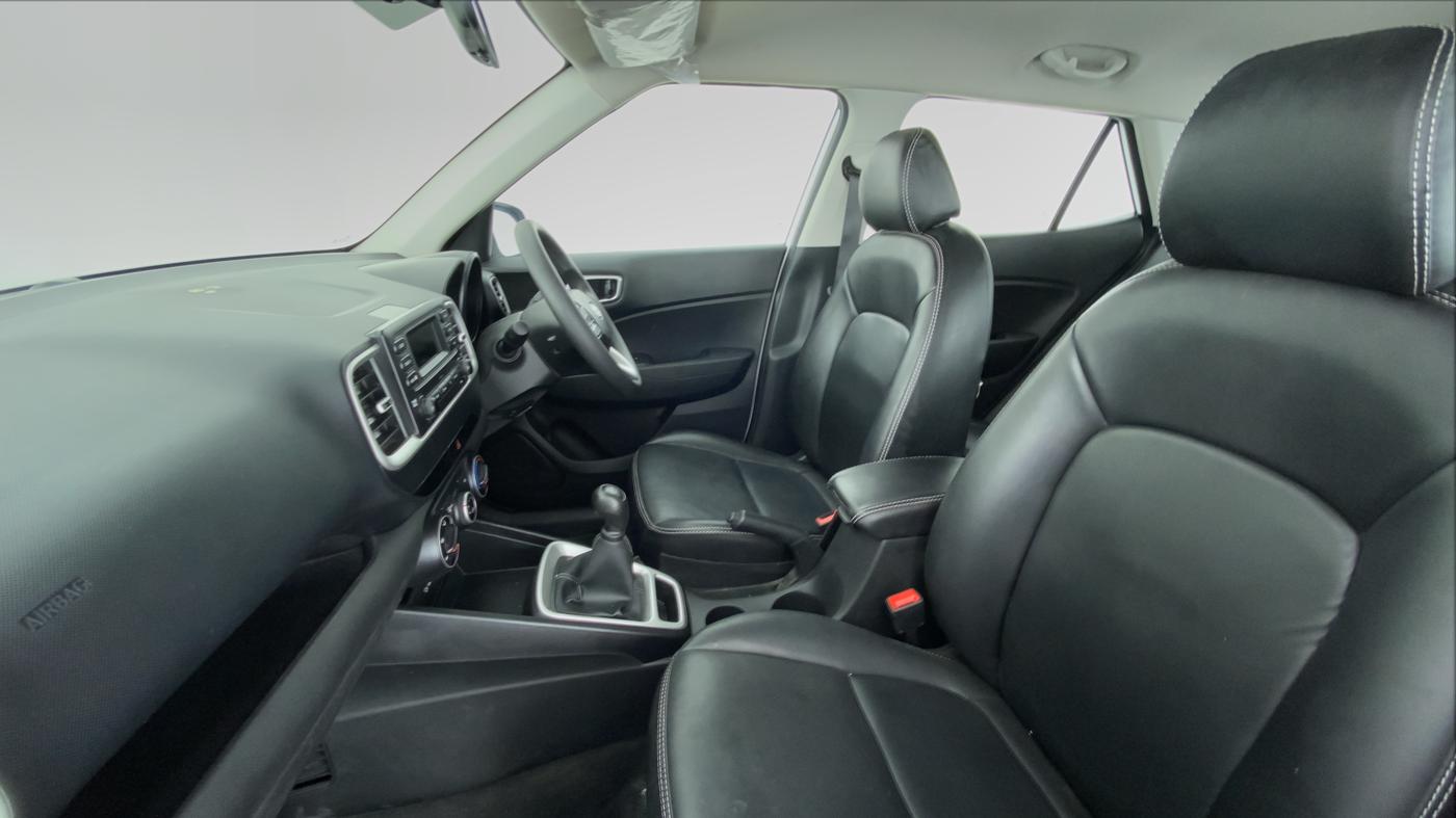 2022 Hyundai VENUE S MT 1.2 KAPPA, Petrol, Manual, 7,630 km, Right Side Front Door Cabin