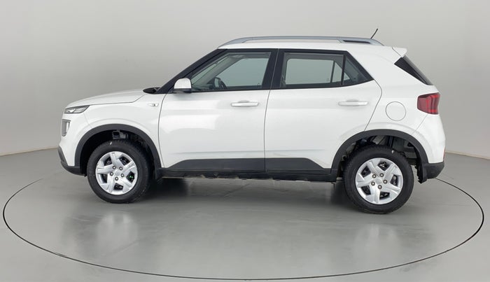 2022 Hyundai VENUE S MT 1.2 KAPPA, Petrol, Manual, 7,630 km, Left Side
