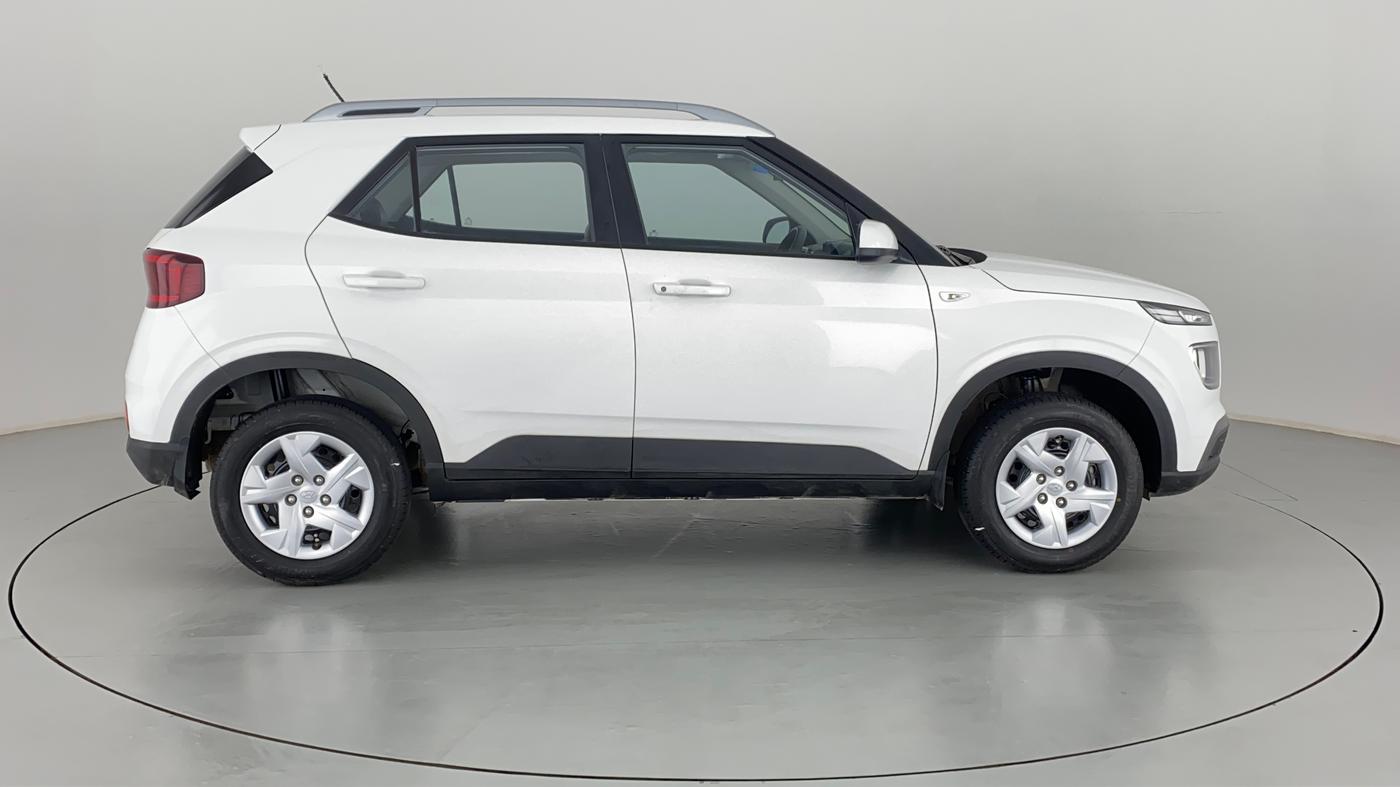 2022 Hyundai VENUE S MT 1.2 KAPPA, Petrol, Manual, 7,630 km, Right Side View