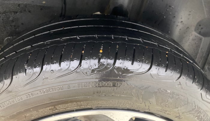 2022 Tata ALTROZ XZA PLUS, Petrol, Automatic, 24,675 km, Left Rear Tyre Tread