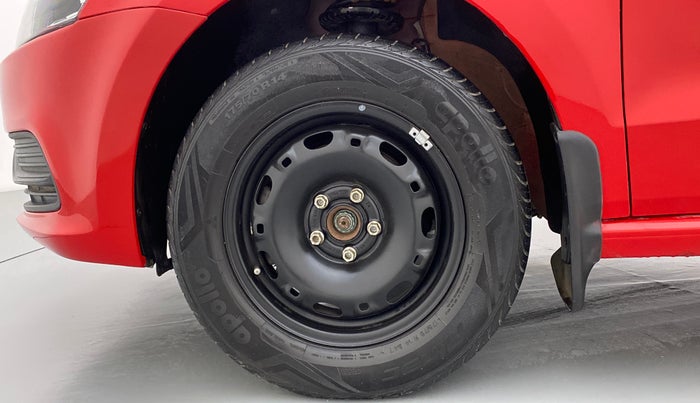 2019 Volkswagen Polo Trendline 1.0 L Petrol, Petrol, Manual, 30,110 km, Left Front Wheel