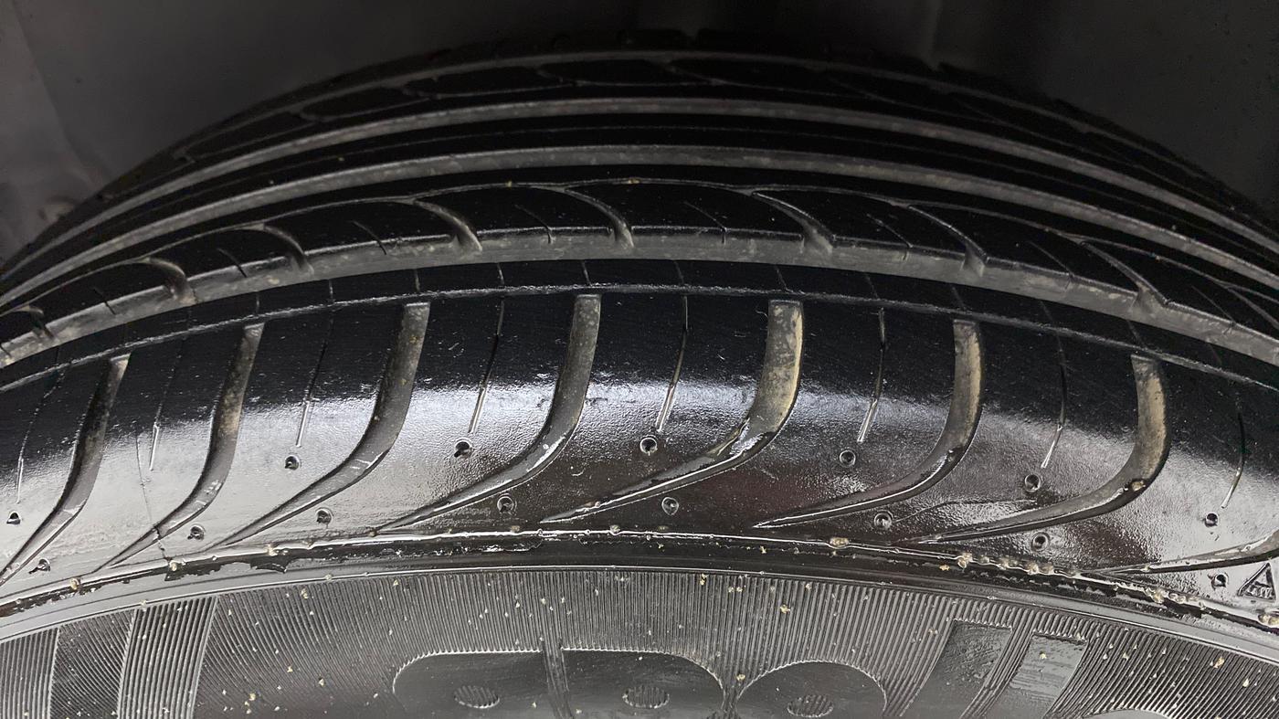 2019 Volkswagen Polo Trendline 1.0 L Petrol, Petrol, Manual, 30,110 km, Left Rear Tyre Tread