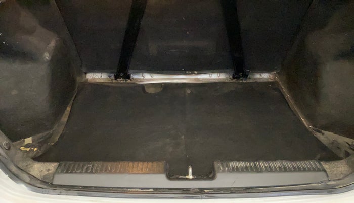 2018 Maruti Dzire VXI, Petrol, Manual, 87,151 km, Boot Inside