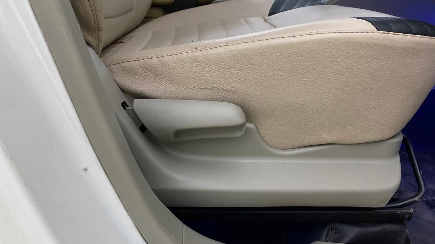 2017 Maruti Celerio ZXI AMT, Petrol, Automatic, 43,831 km, Driver Side Adjustment Panel