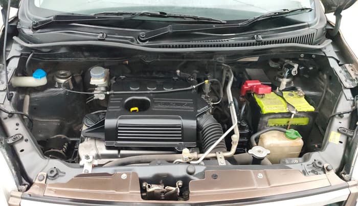 2017 Maruti Wagon R 1.0 VXI, Petrol, Manual, 66,480 km, Engine View