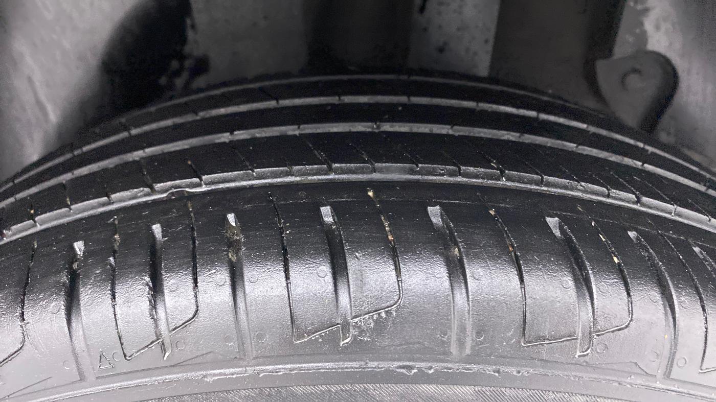 2019 KIA SELTOS HTK PLUS AT 1.5 DIESEL, Diesel, Automatic, 55,081 km, Left Rear Tyre Tread