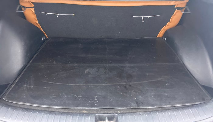 2019 KIA SELTOS HTK PLUS AT 1.5 DIESEL, Diesel, Automatic, 55,081 km, Boot Inside