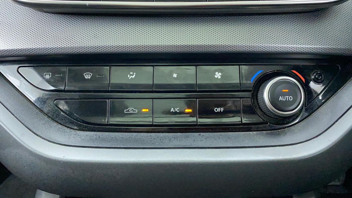 2021 Tata Harrier XZA+ DARK EDITION, Diesel, Automatic, 43,670 km, Automatic Climate Control