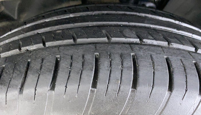 2021 Tata Harrier XZA+ DARK EDITION, Diesel, Automatic, 43,670 km, Left Front Tyre Tread