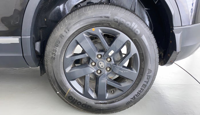 2021 Tata Harrier XZA+ DARK EDITION, Diesel, Automatic, 43,670 km, Left Rear Wheel