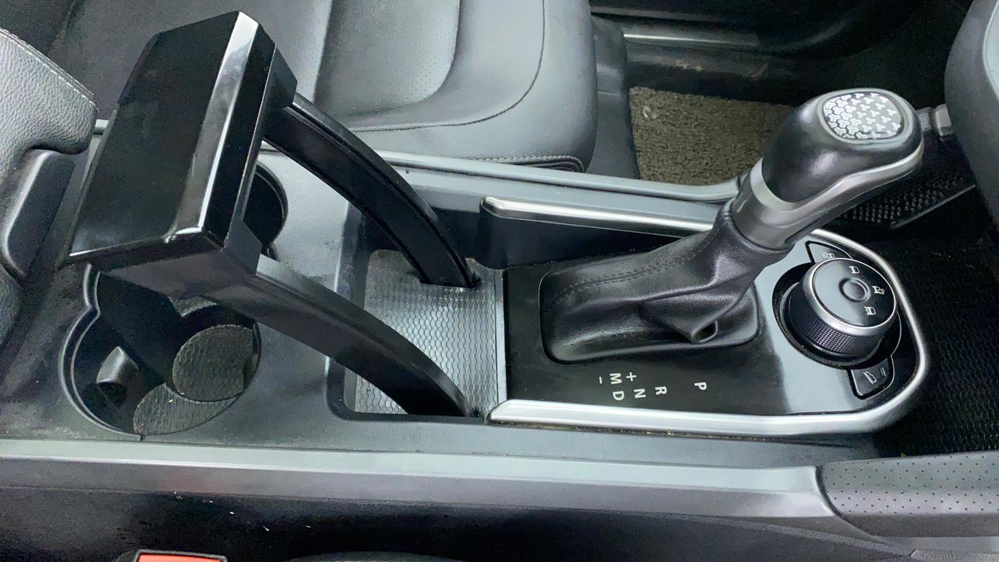 2021 Tata Harrier XZA+ DARK EDITION, Diesel, Automatic, 43,670 km, Gear Lever