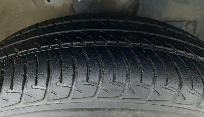 2020 Maruti New Wagon-R VXI 1.0, Petrol, Manual, 16,160 km, Right Front Tyre Tread