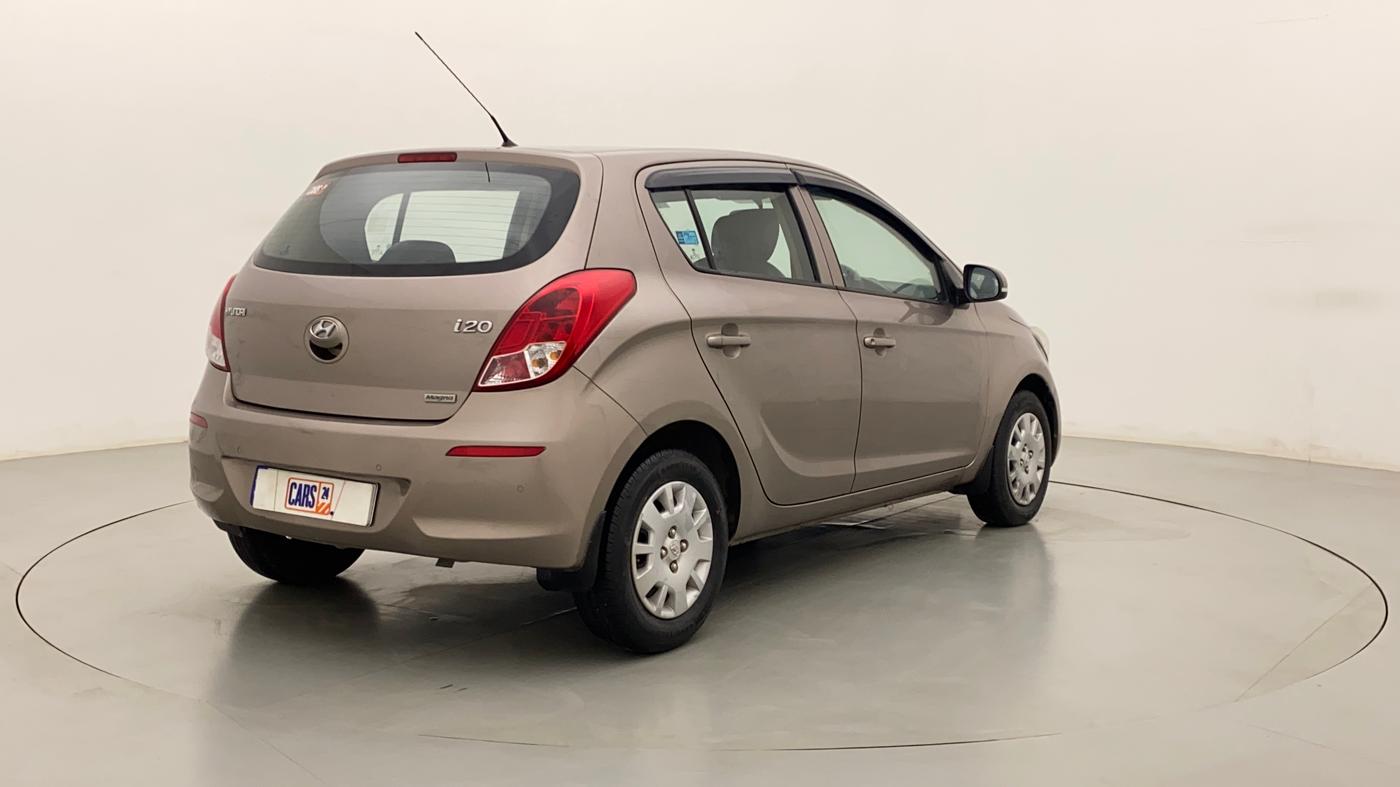 2013 Hyundai i20 MAGNA (O) 1.2, Petrol, Manual, 33,850 km, Right Back Diagonal