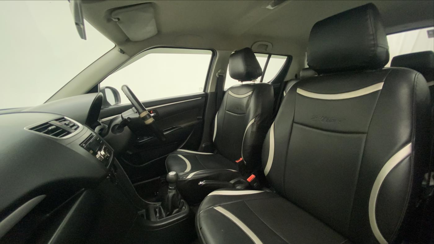 2013 Maruti Swift VXI, Petrol, Manual, 56,039 km, Right Side Front Door Cabin