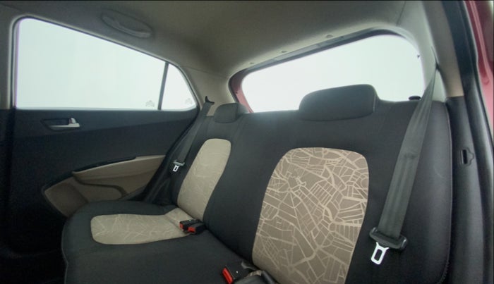 2013 Hyundai Grand i10 SPORTZ 1.2 KAPPA VTVT, Petrol, Manual, 77,847 km, Right Side Rear Door Cabin