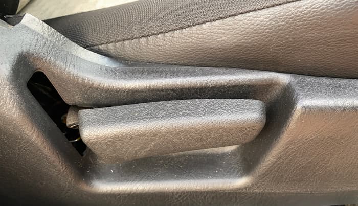 2022 Maruti Alto LXI O, Petrol, Manual, 8,051 km, Driver Side Adjustment Panel