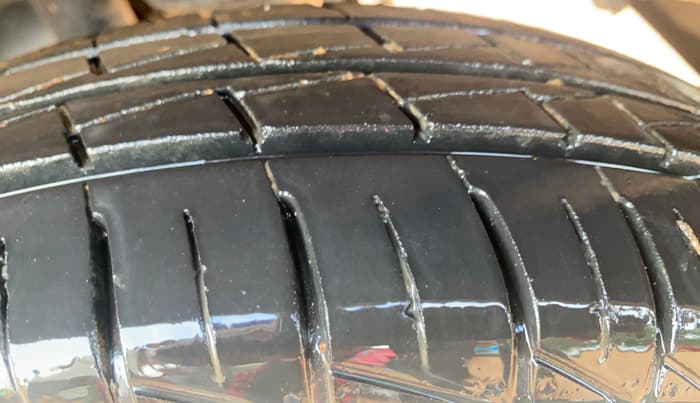 2022 Maruti Alto LXI O, Petrol, Manual, 8,051 km, Left Rear Tyre Tread