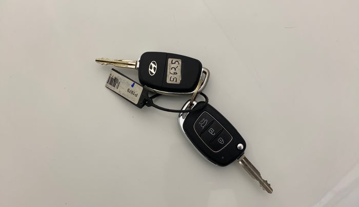 2014 Hyundai Elite i20 SPORTZ 1.2, Petrol, Manual, 68,233 km, Key Close Up